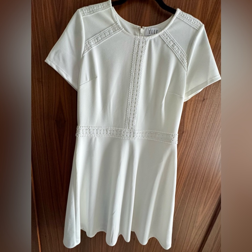 NWOT Elle White FULLY lined Fit & Flare Mini Dress